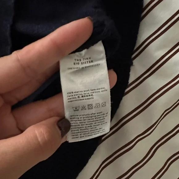 Tiny Big Sister - Lightweight Sweater - Picture 5 of 6